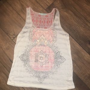 Maurice’s tank top